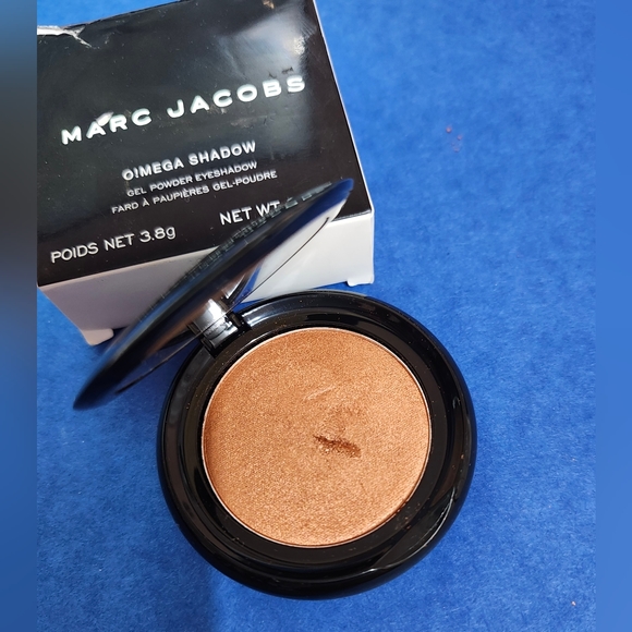 Marc Jacobs Other - Marc Jacobs OMG Omega eyeshadow